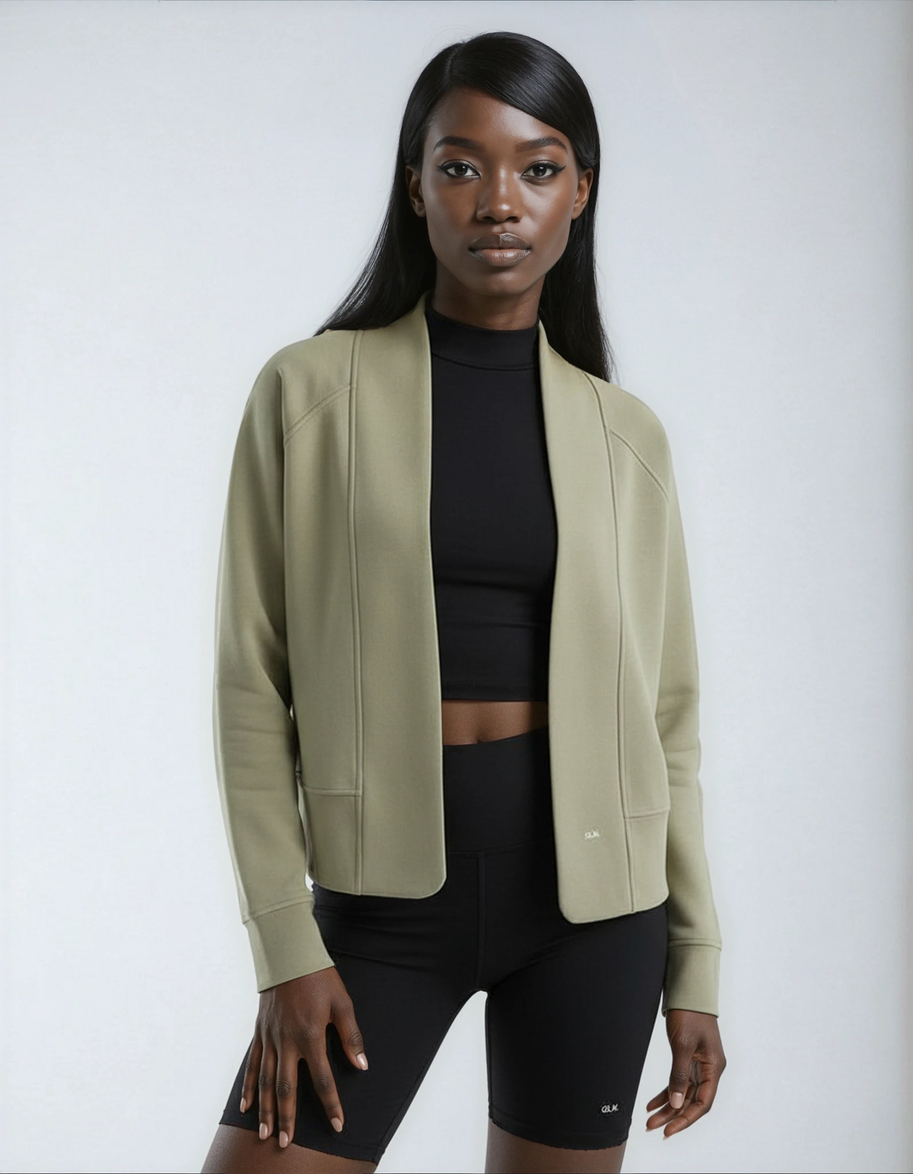 سترة ذات شكل صامت