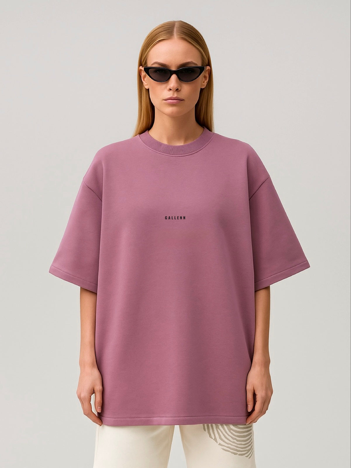 HOLY MOLY T-SHIRT