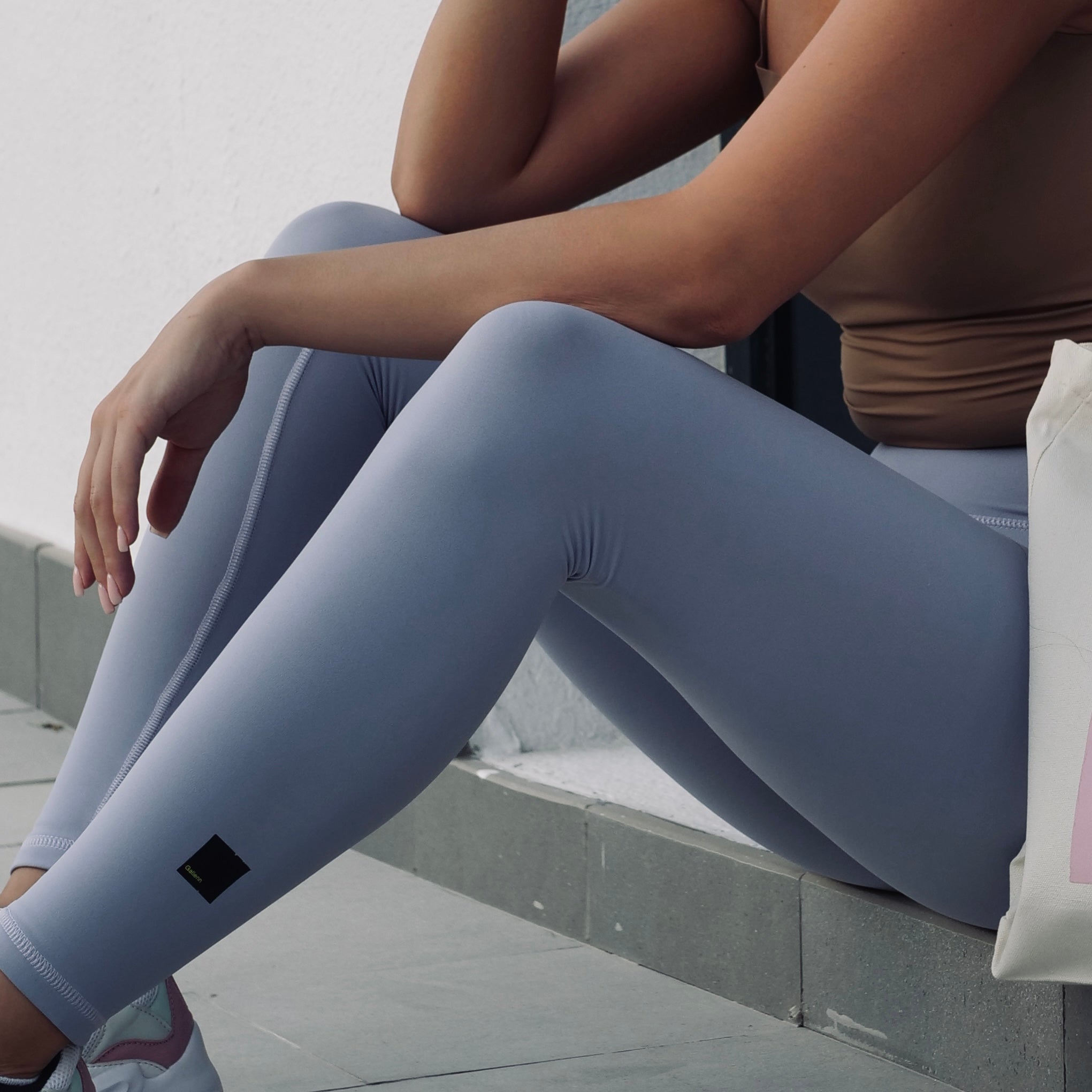 WONDERWOMAN SOFT ALYA HIGH-RISE LEGGING