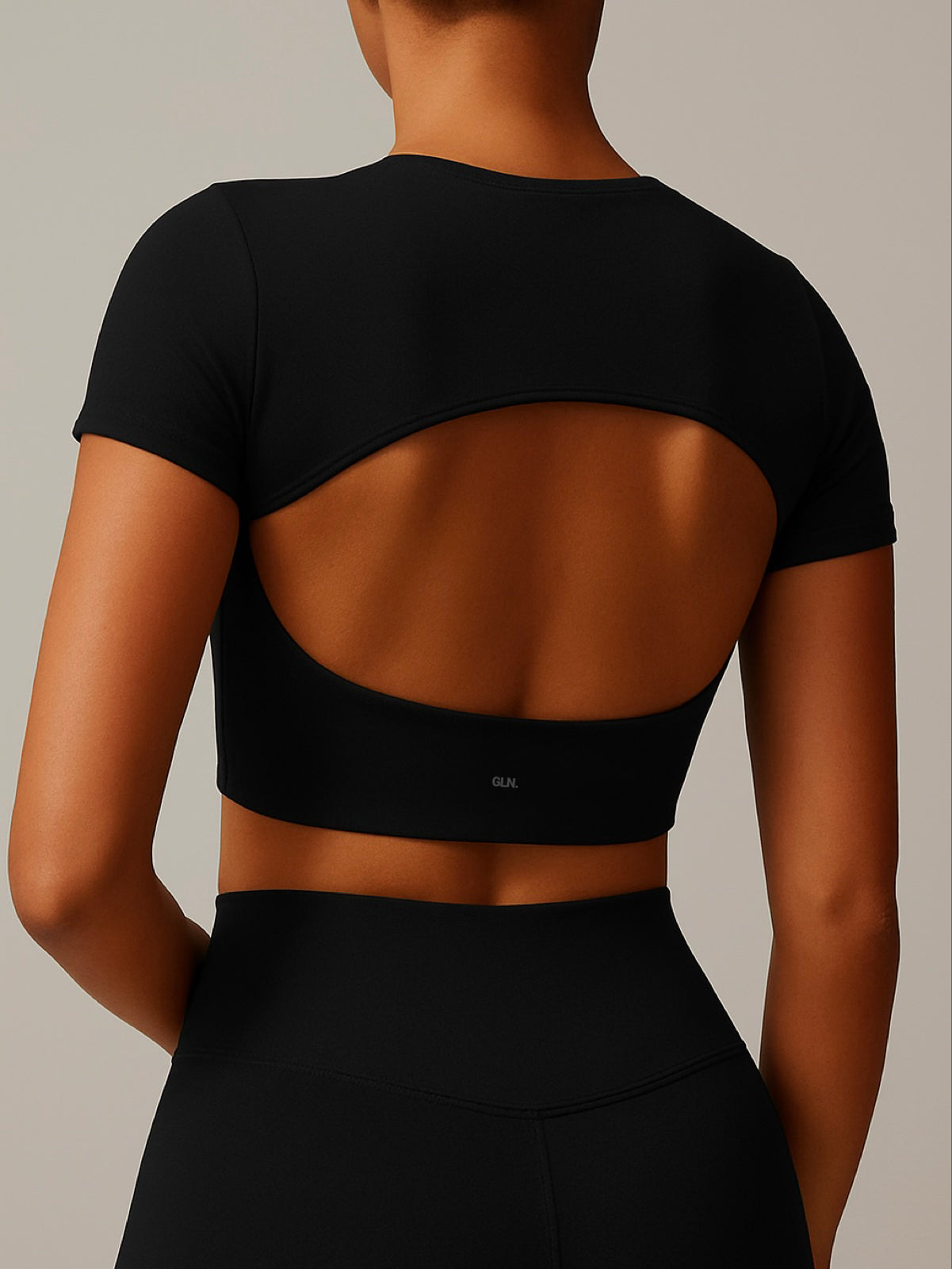 VELA TEE
