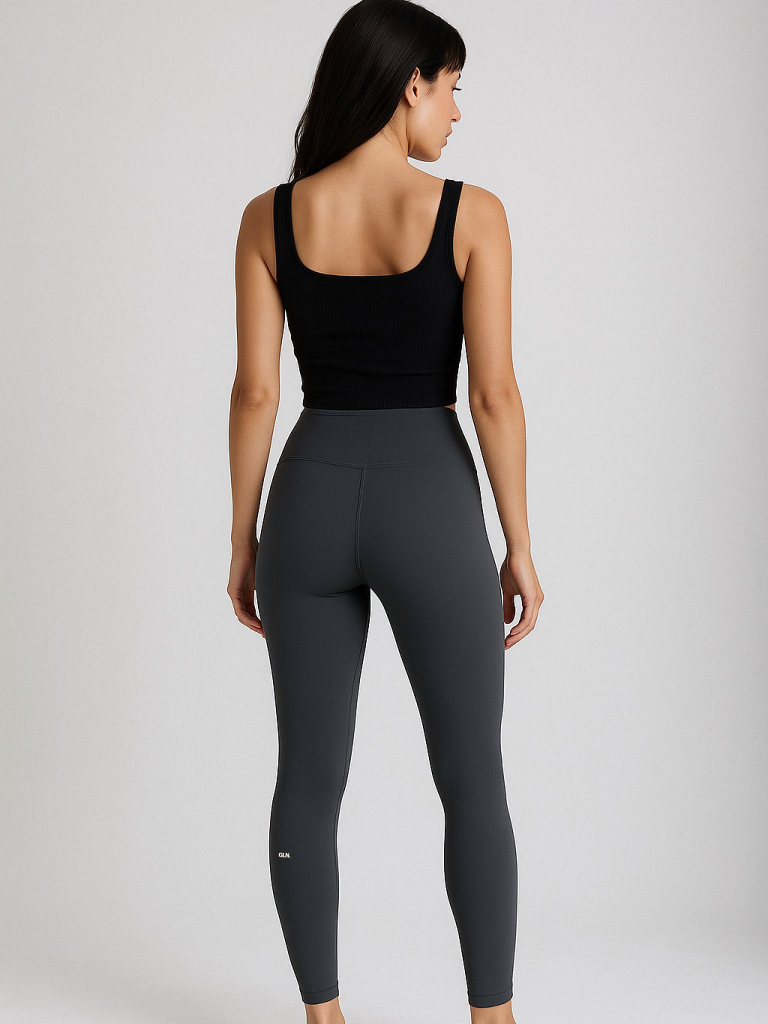 بنطال ليجنز عالي الخصر ناعم من وندر وومن أليا