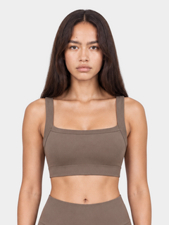 Woman wearing Allure in Mocha by Gallenn – front view