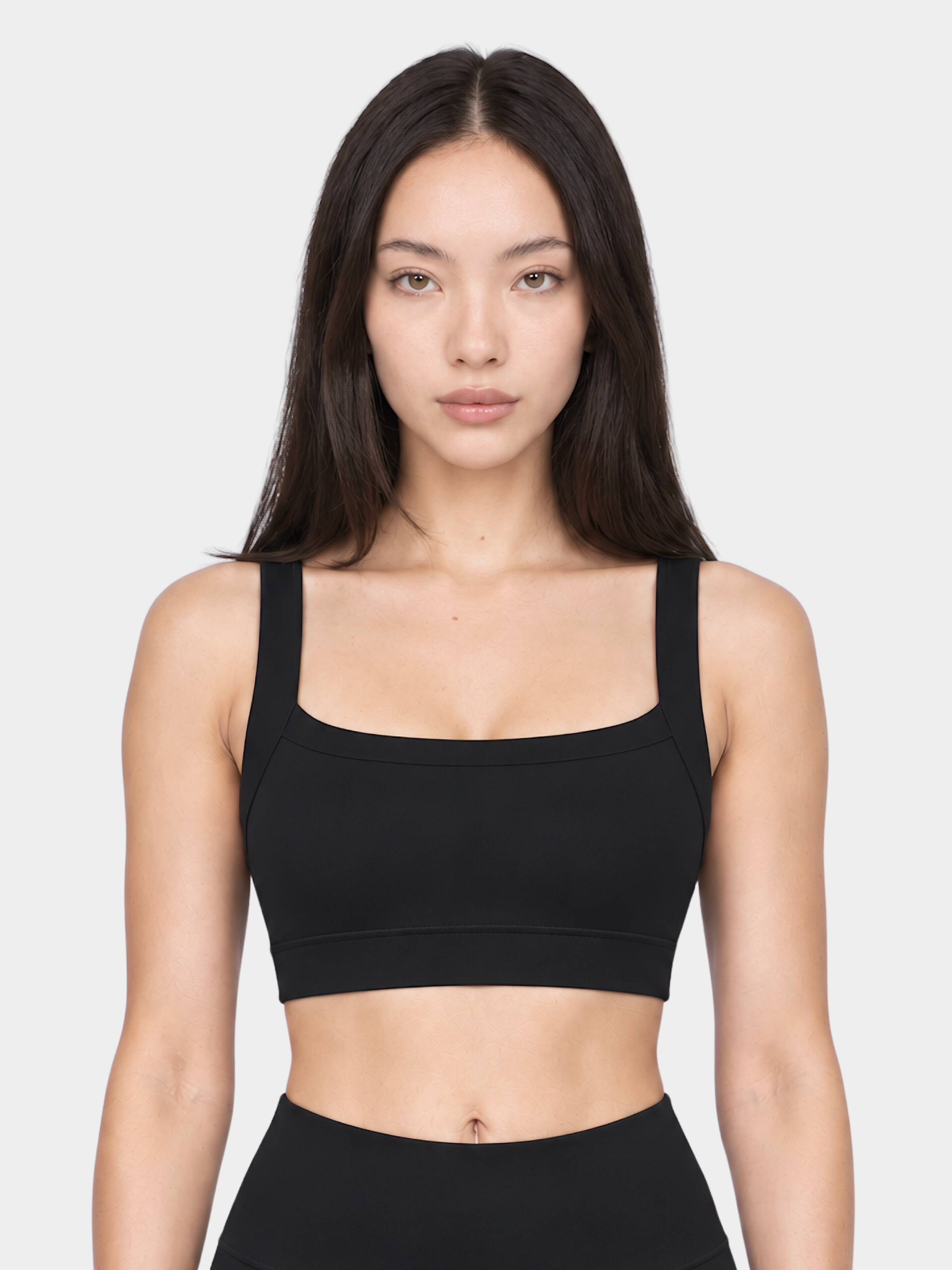 Woman wearing Allure in Black by Gallenn – front view