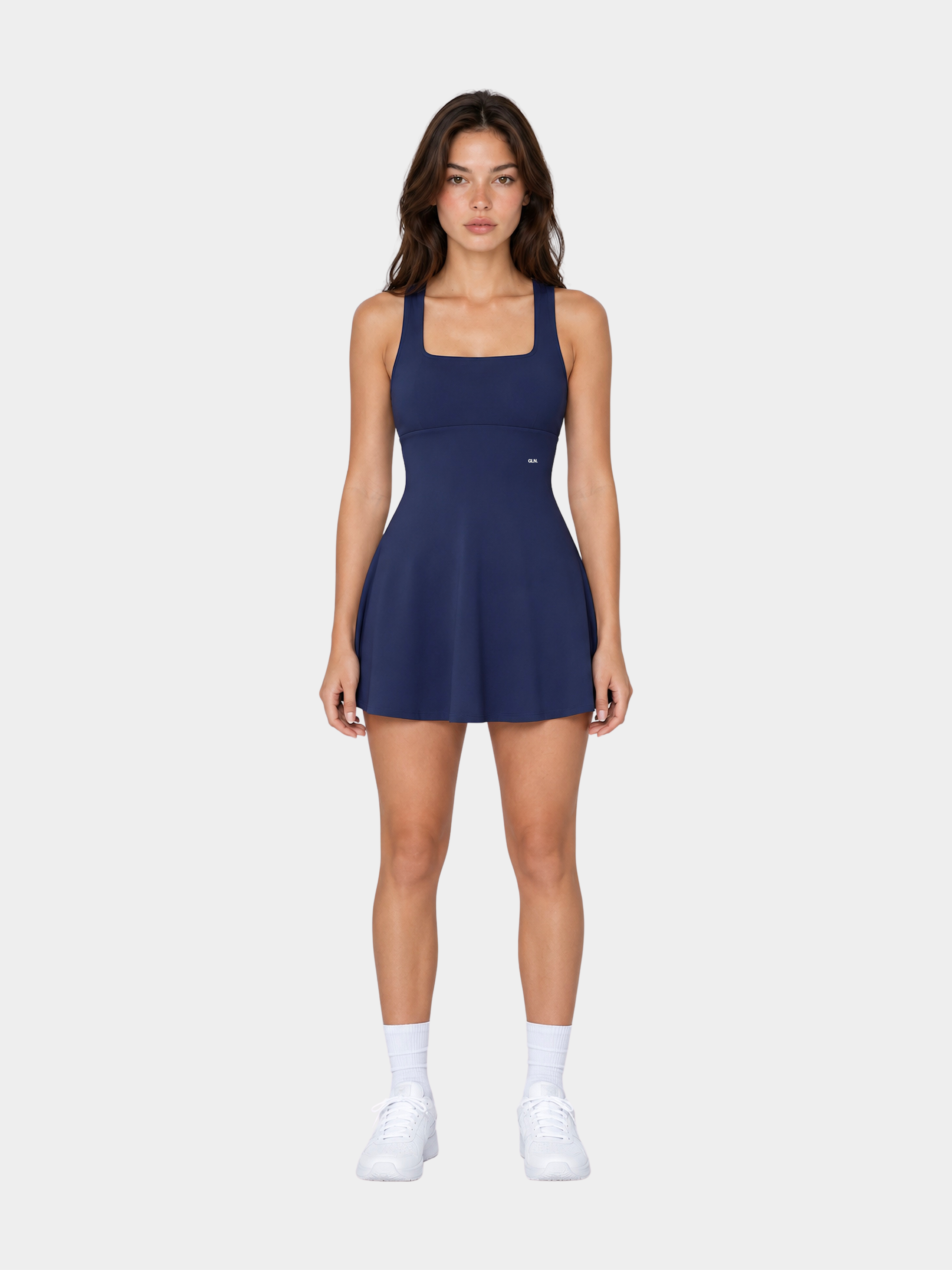 Robe Marceau Navy Blue – vue de face portée